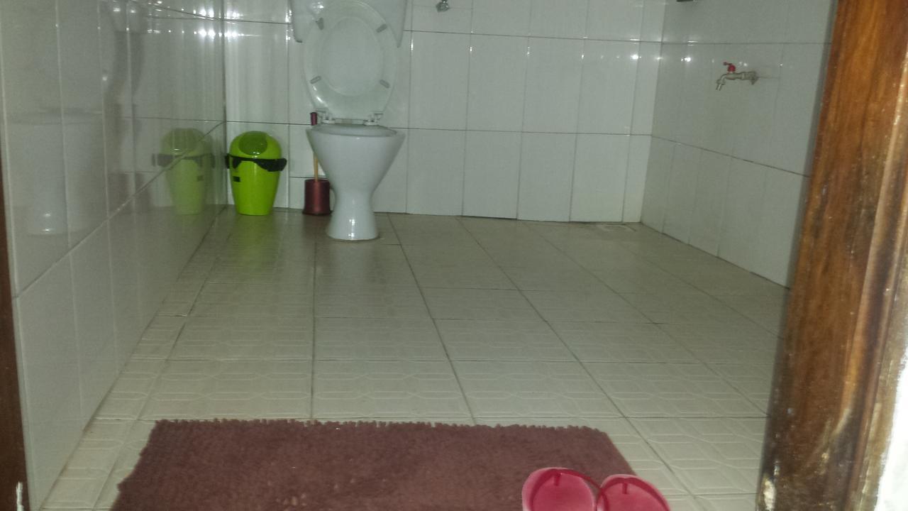 Philo Leisure Gardens Hotel Kalangala Ngoại thất bức ảnh